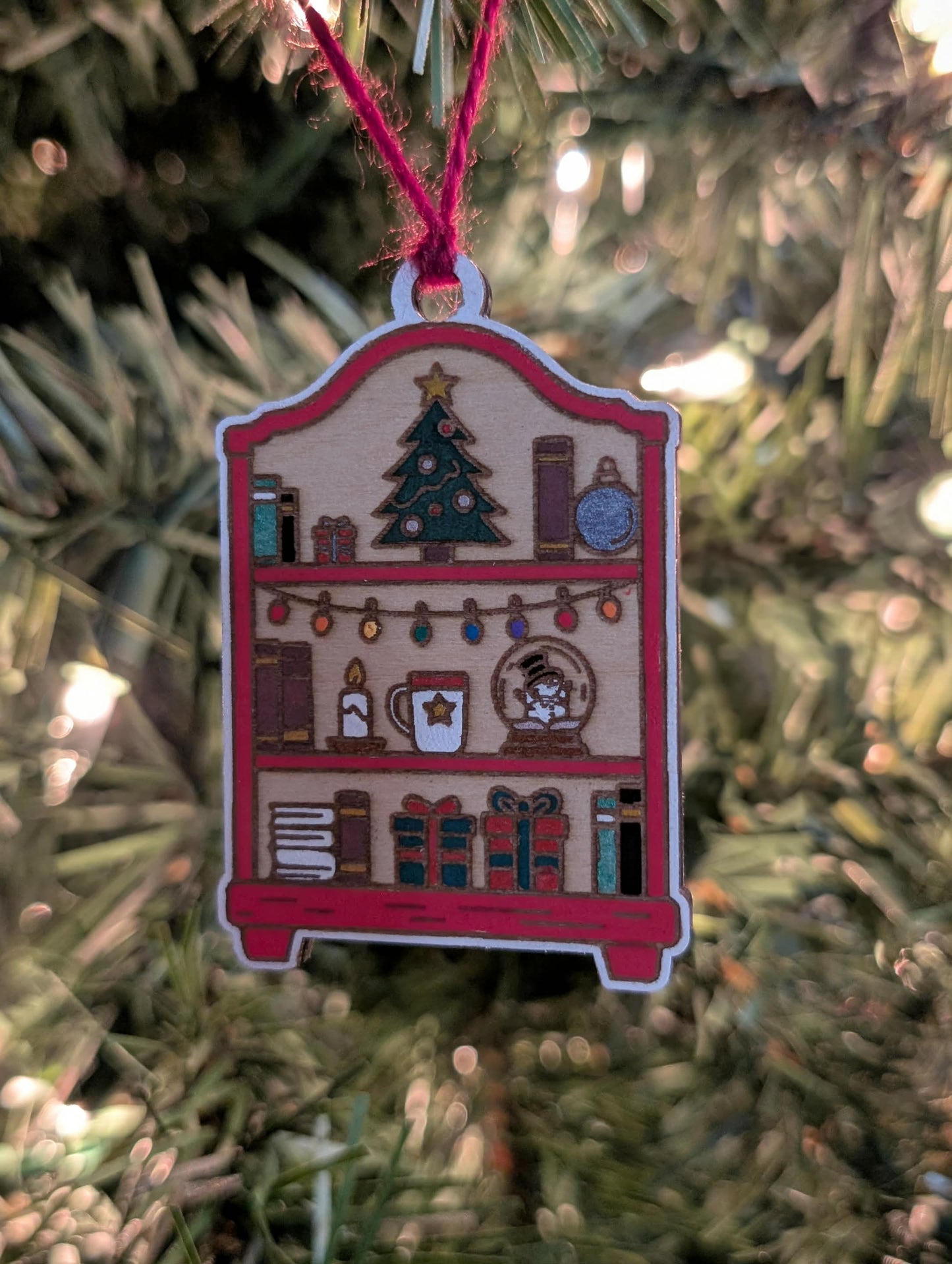 Holiday Bookshelf Ornament