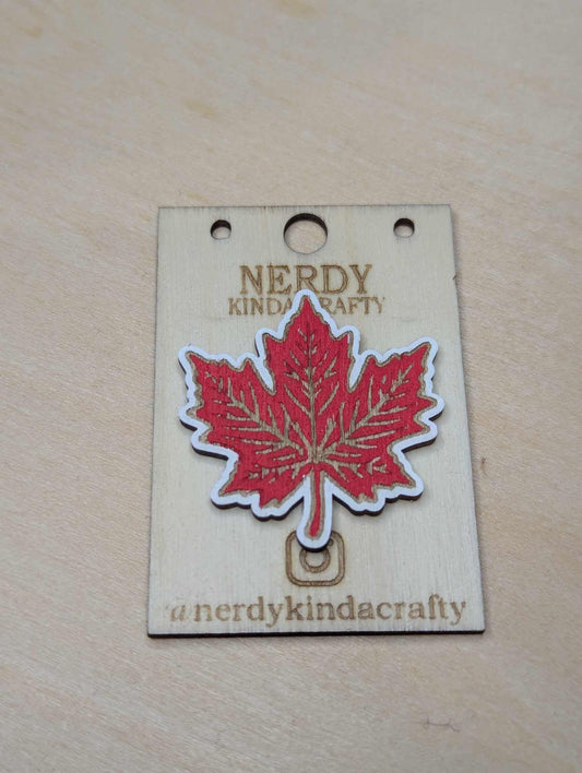 Canadian Leaf Pin