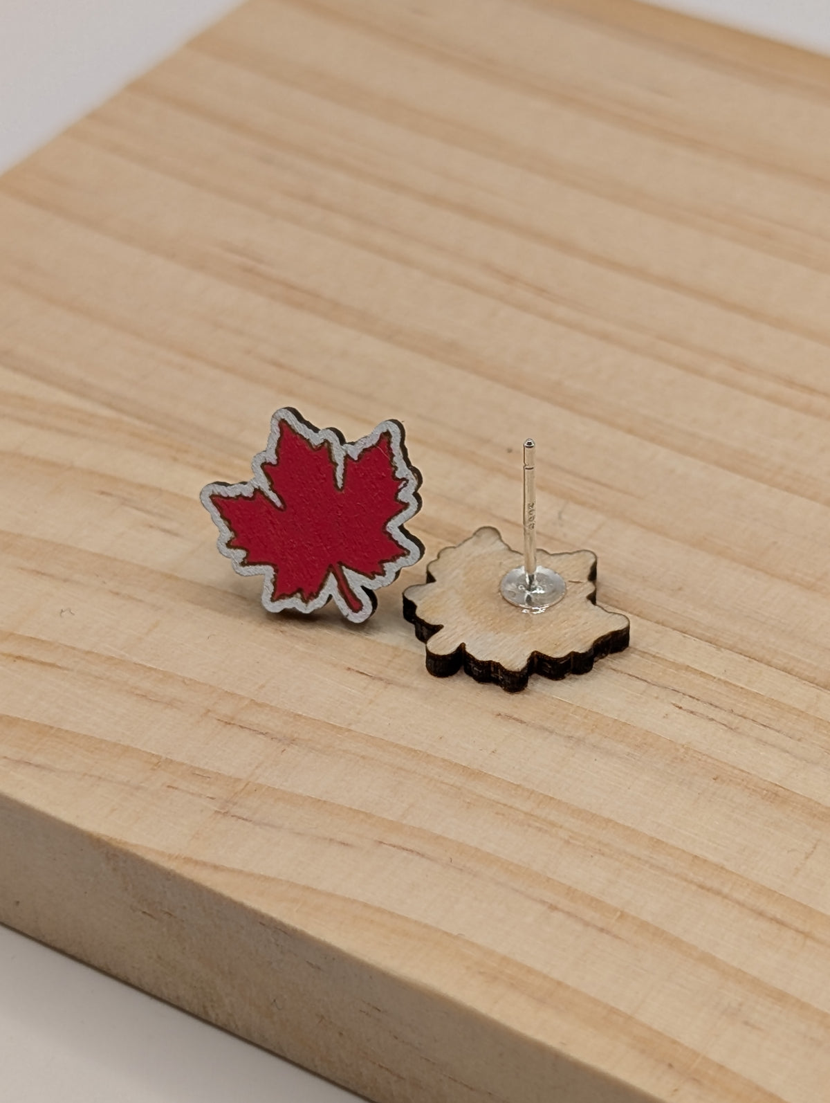 Puces d'oreille feuille d'érable