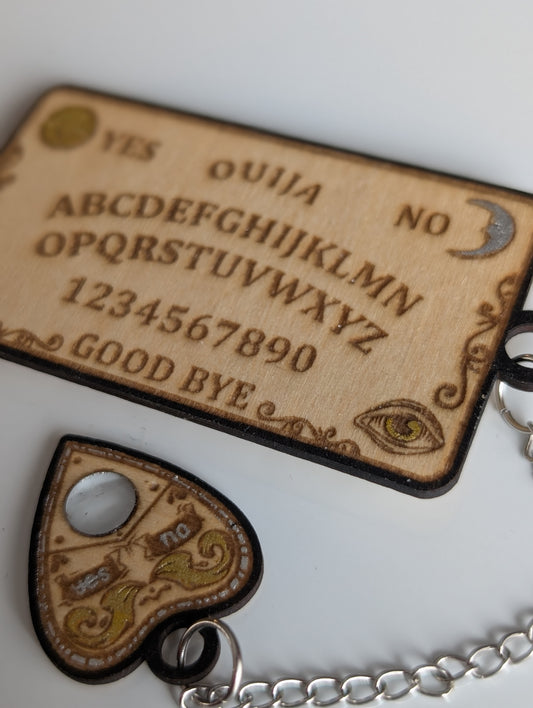 Ouija Magnet with Planchette chain