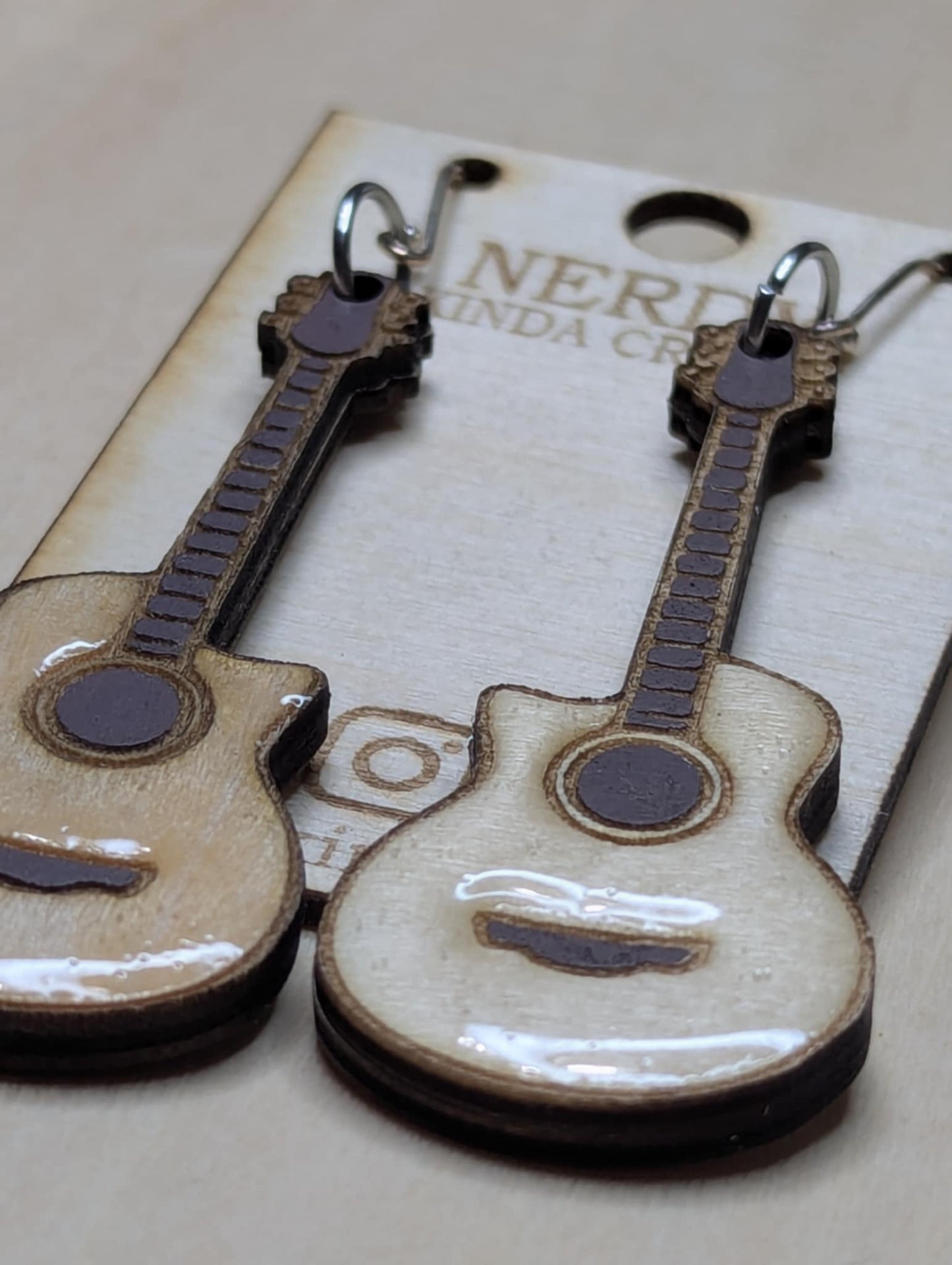 Acoustic Guitar Dangles