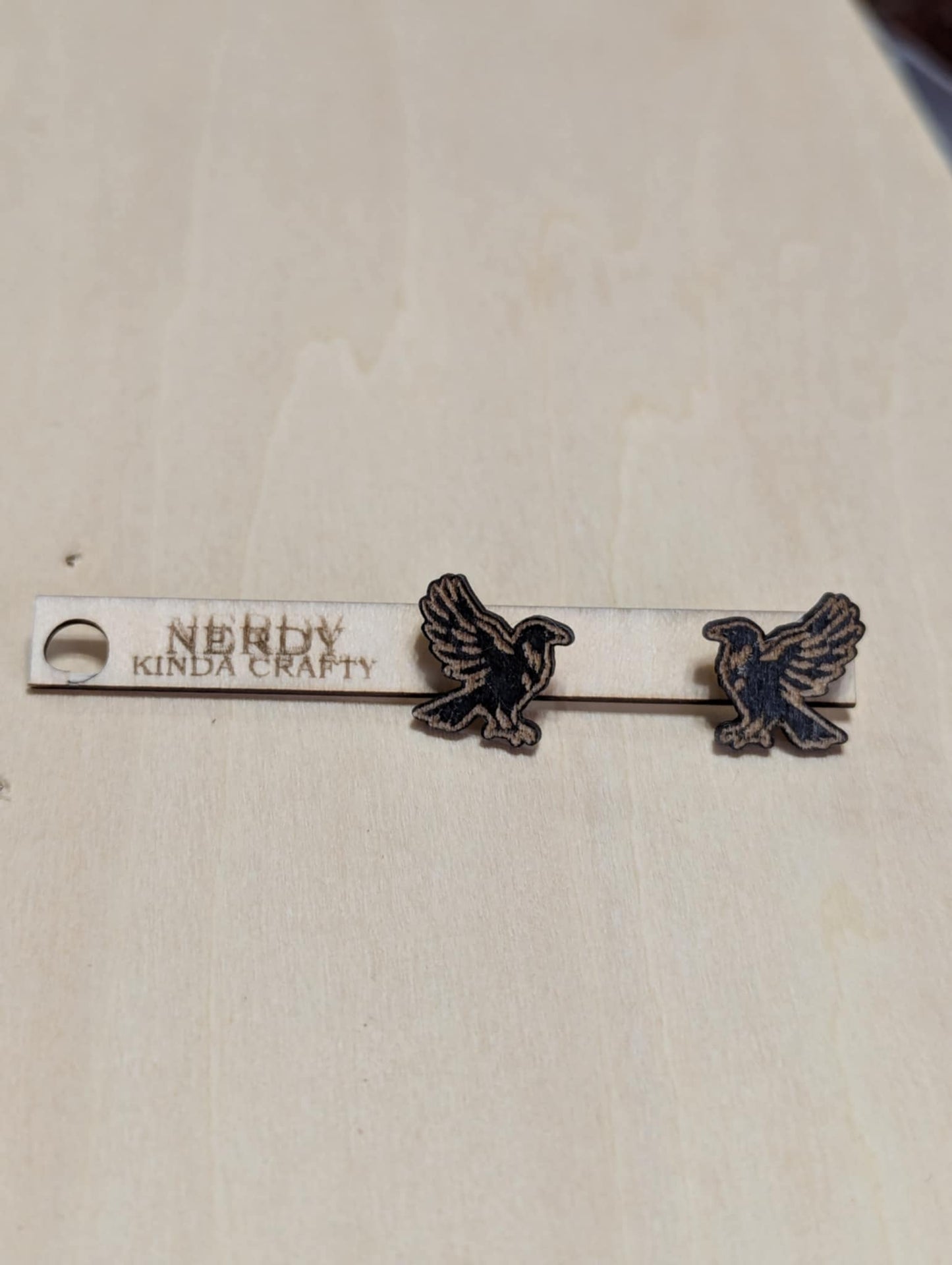Raven studs