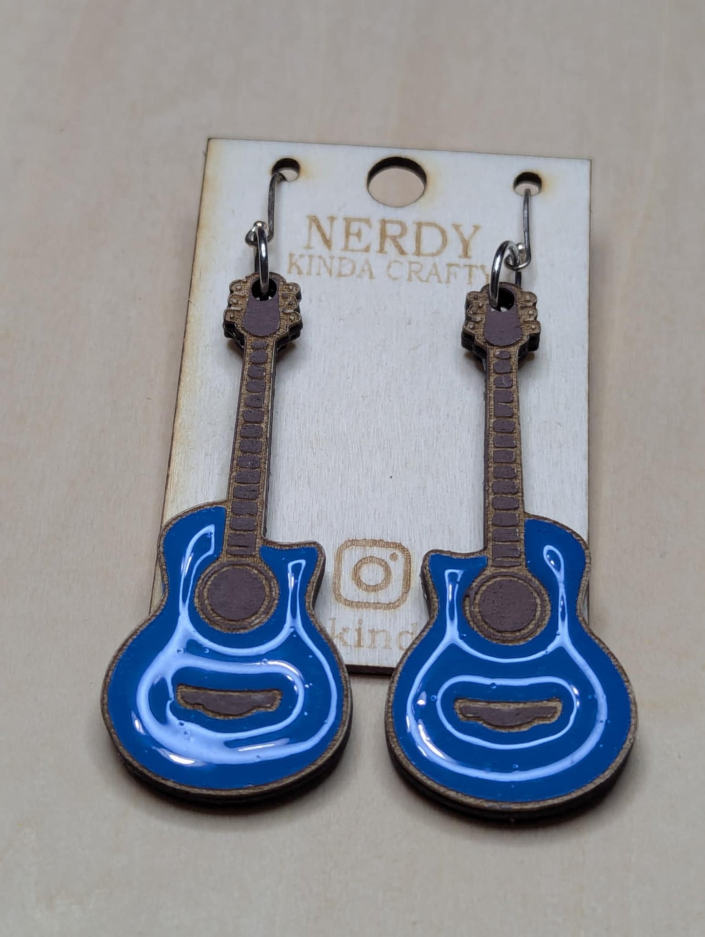 Acoustic Guitar Dangles