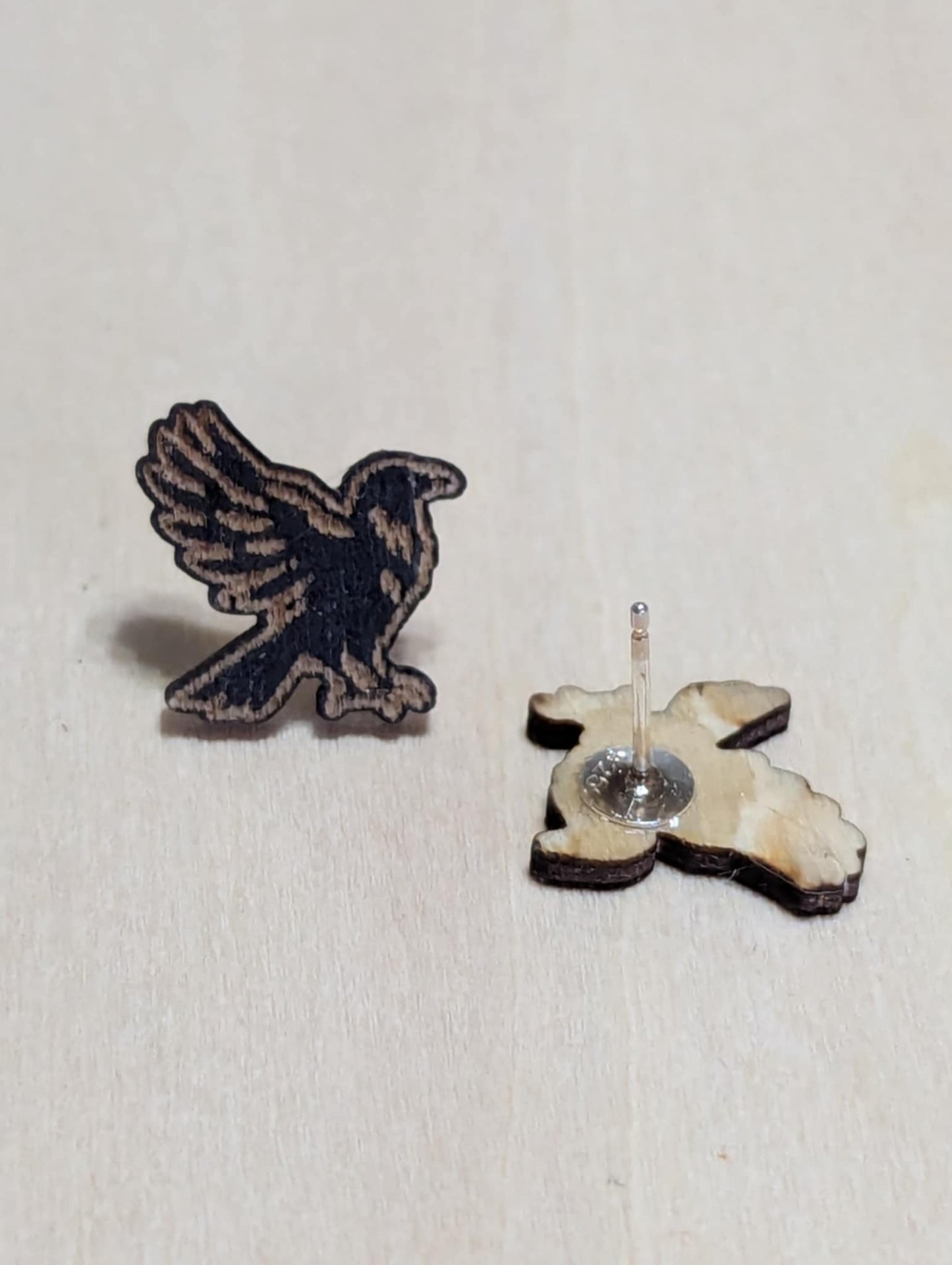Raven studs