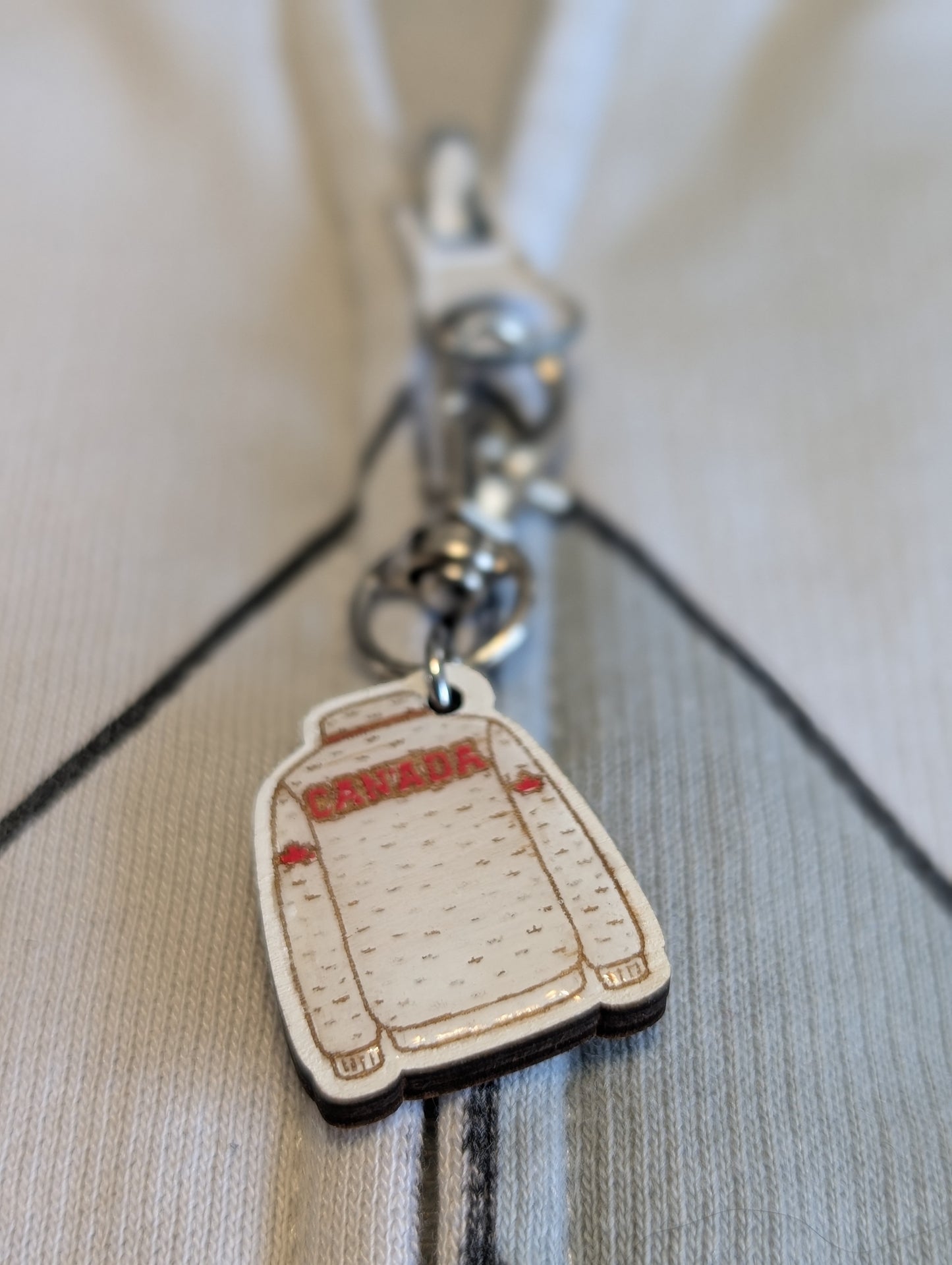 Canadian Fleece Zipper Pull