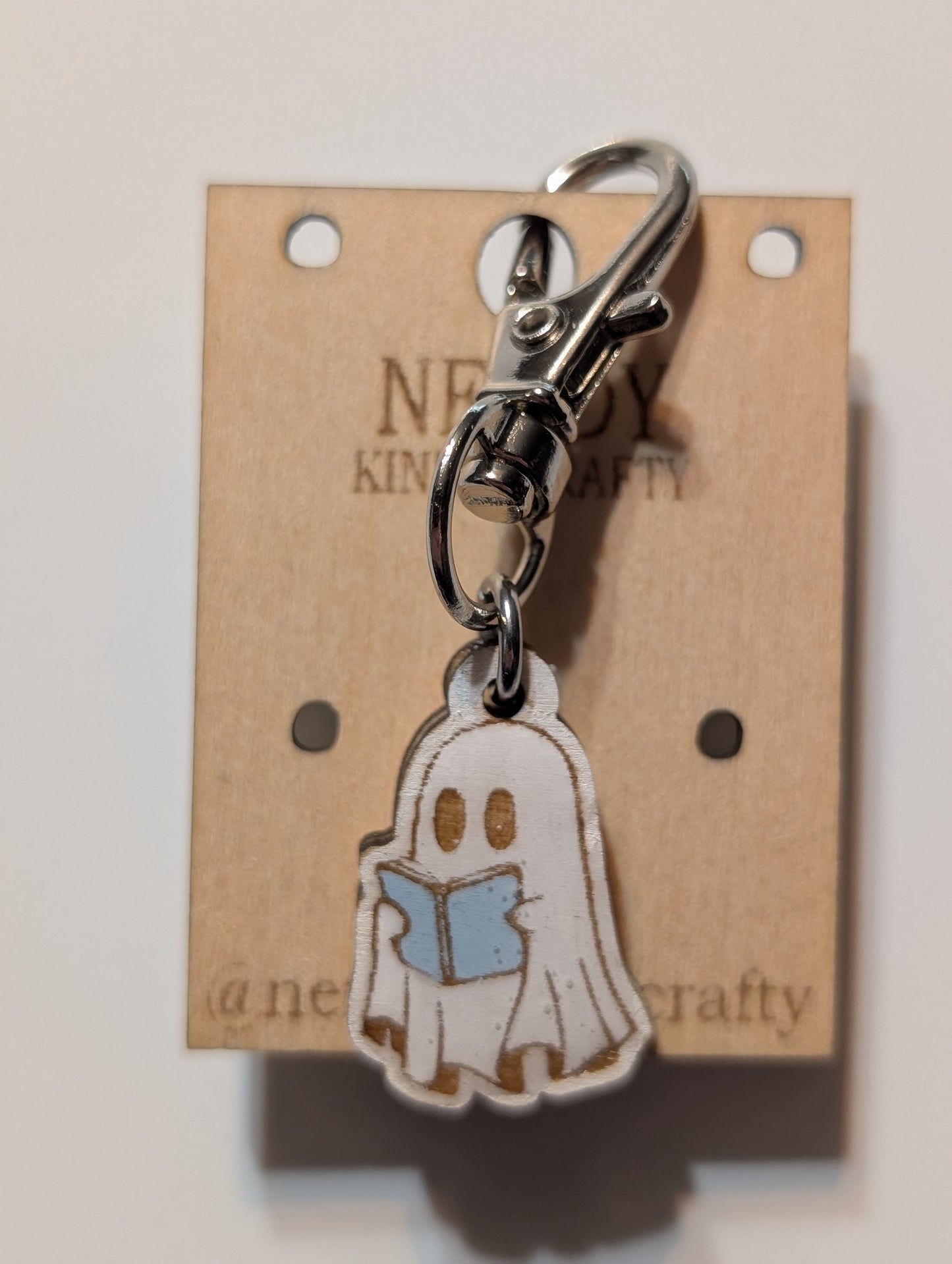Ghost Reading Zipper Pull