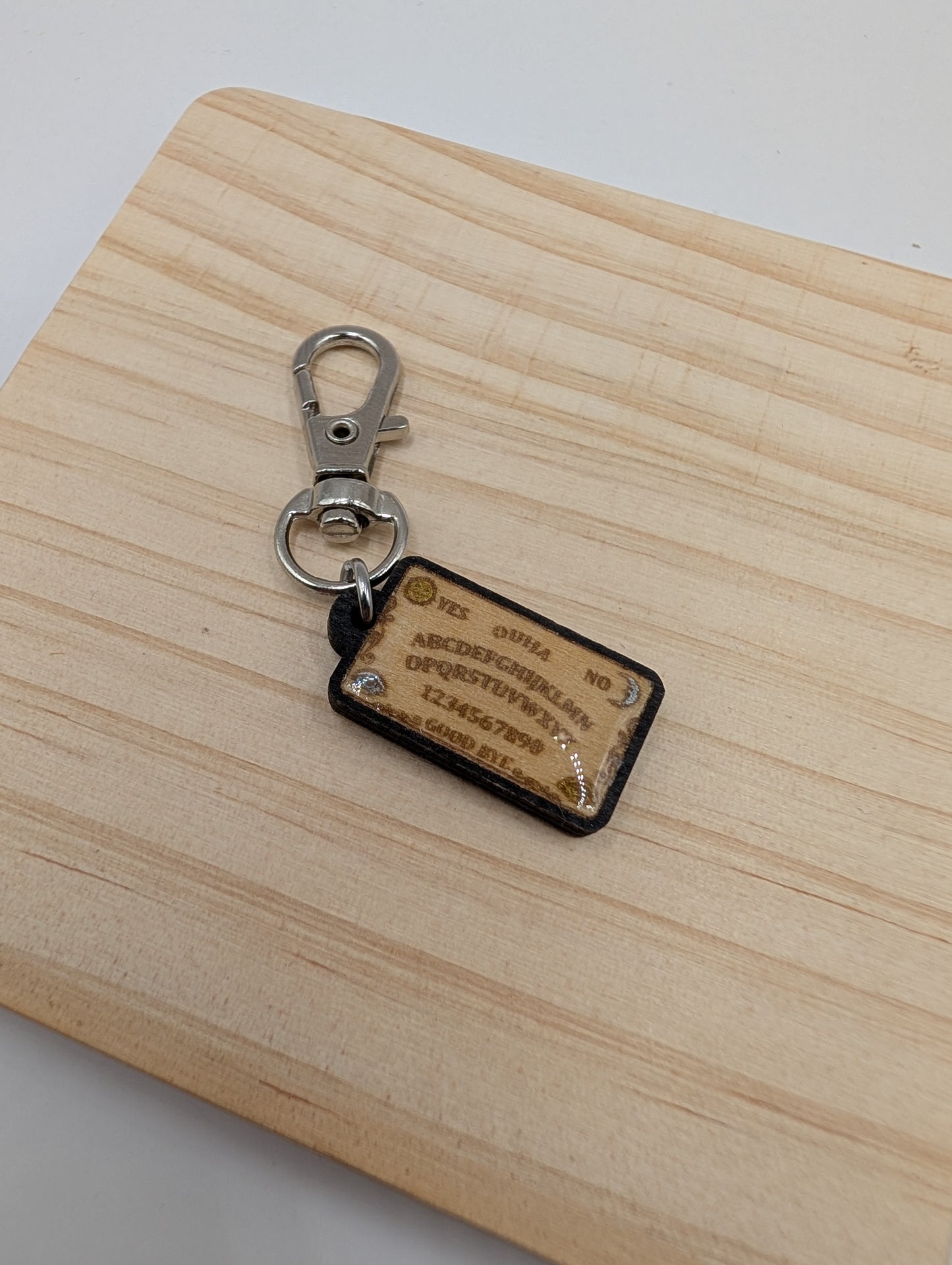 Ouija Zipper Pull