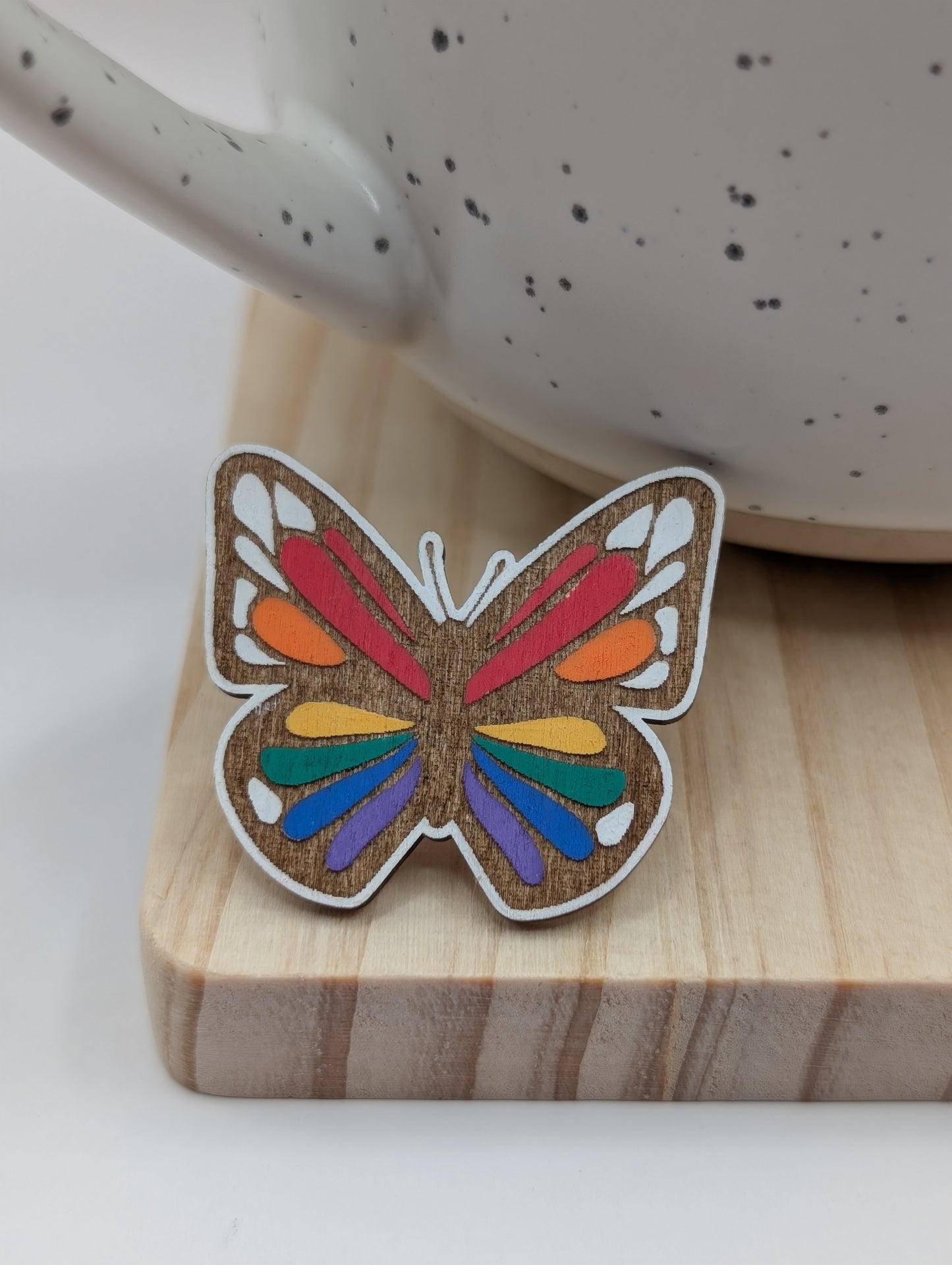 Épingle Papillon Fierté Arc-en-Ciel