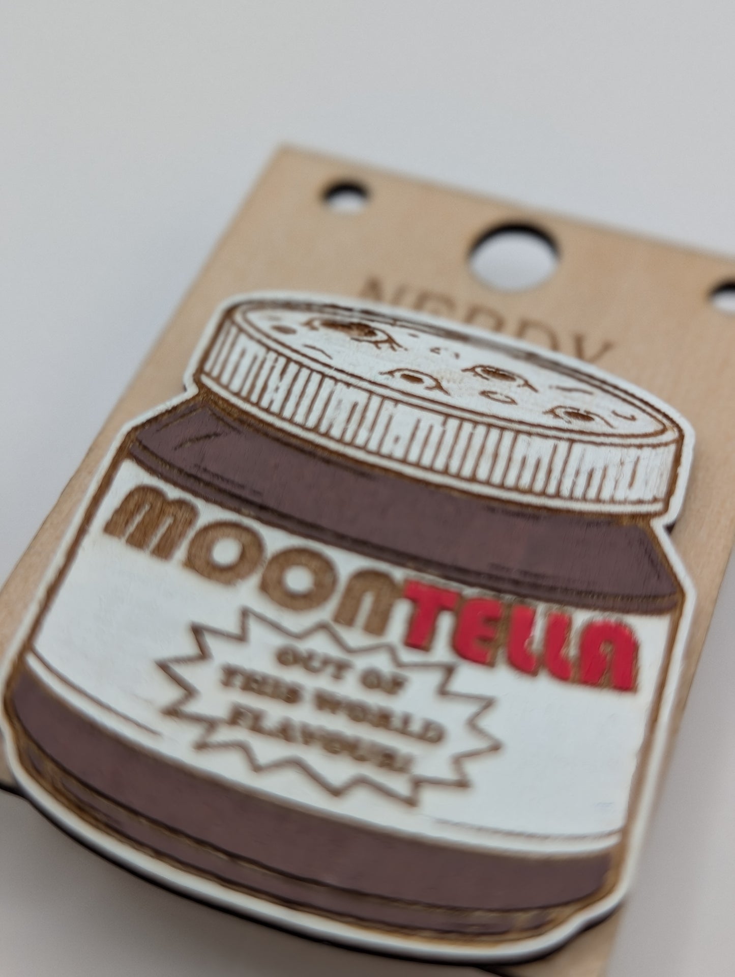 Moontella Pin