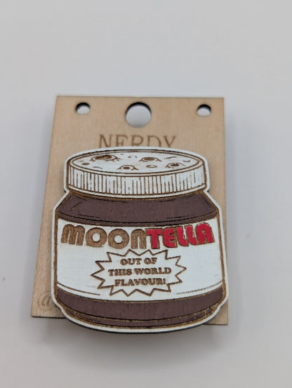 Moontella Pin
