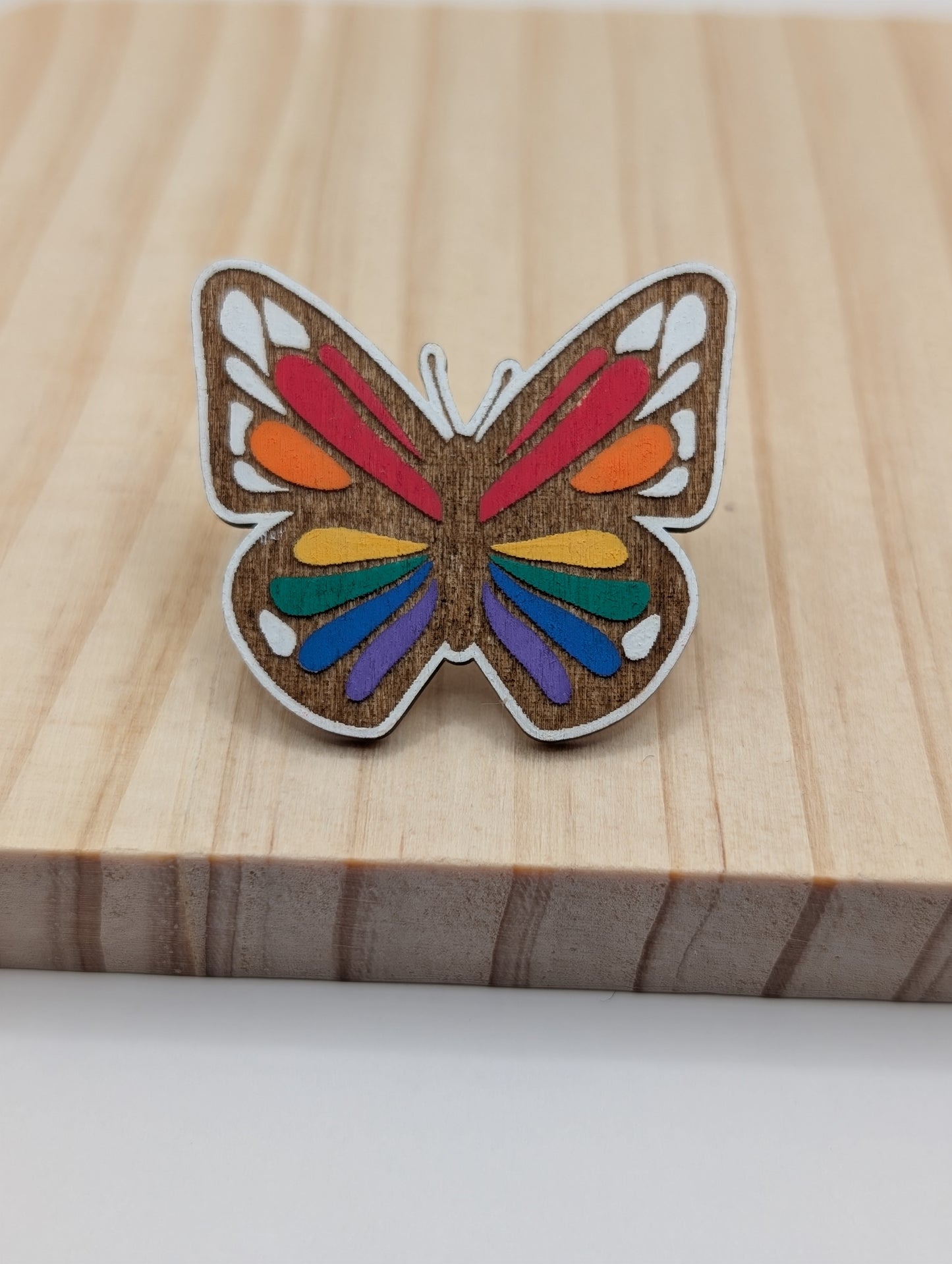 Épingle Papillon Fierté Arc-en-Ciel