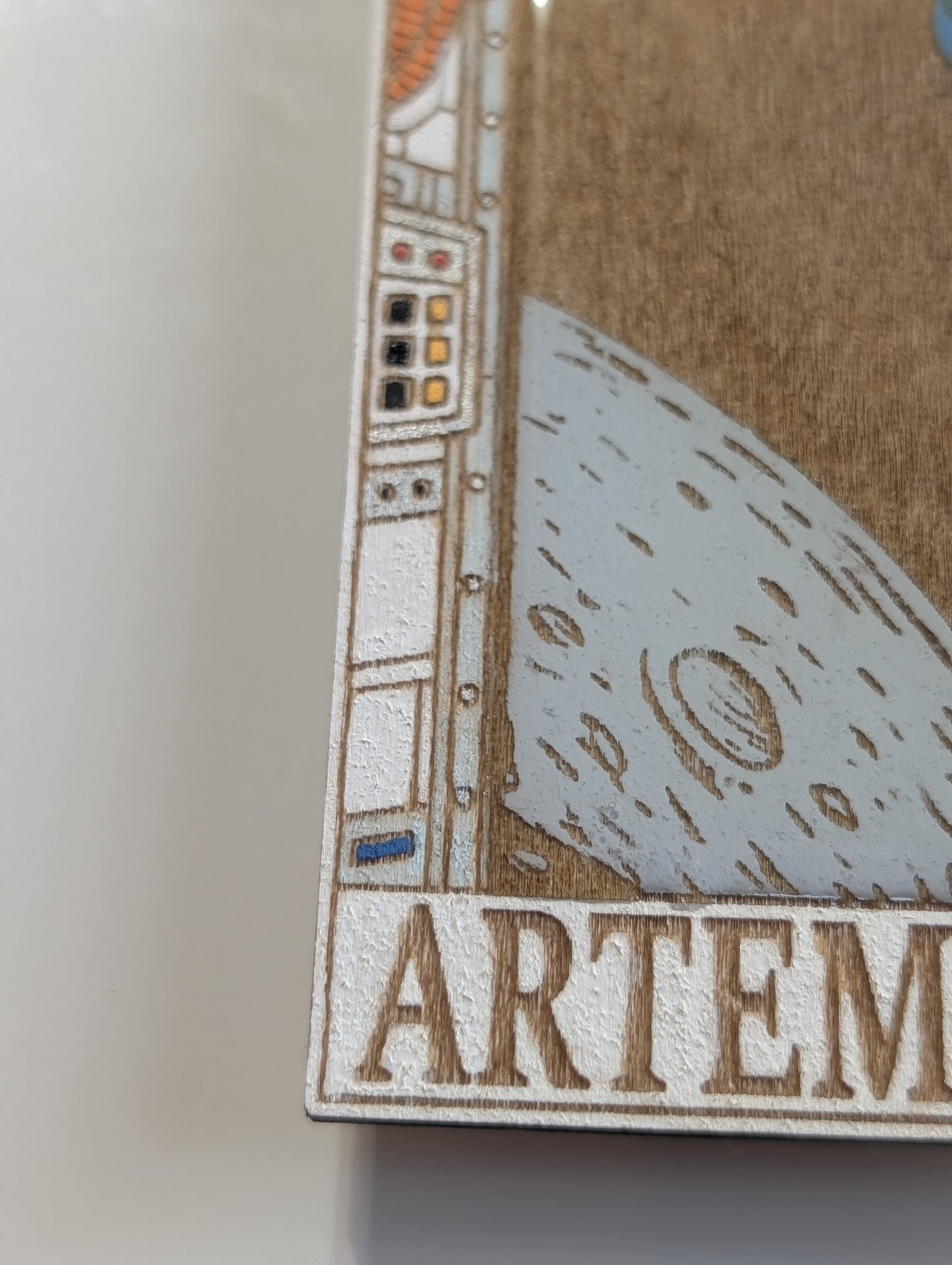 Artemis II Magnet