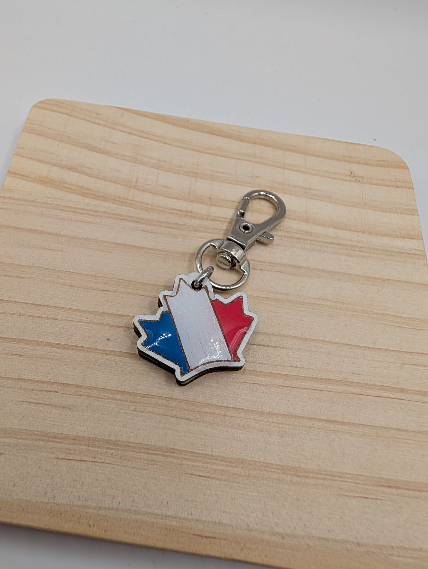 France/Canada Unity Zipper Pull
