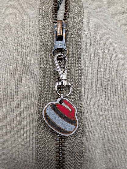 Curling Stone Zipper Pull