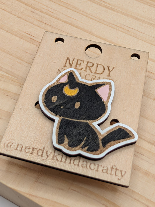 Luna Pin