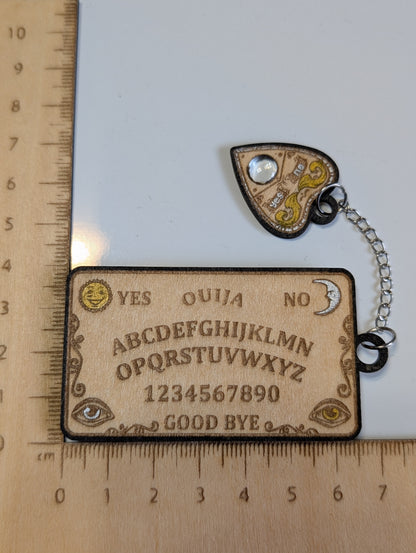 Ouija Magnet with Planchette chain