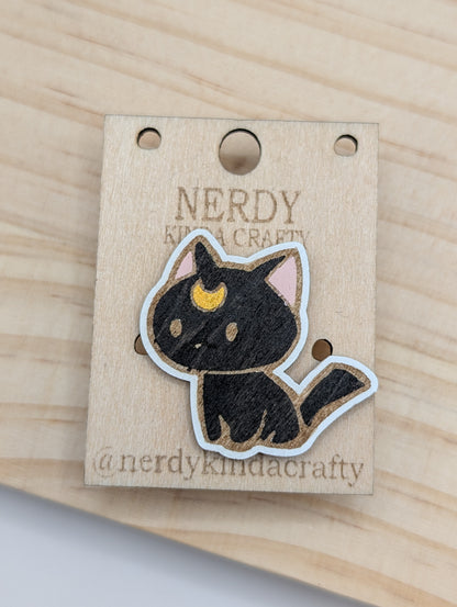 Luna Pin
